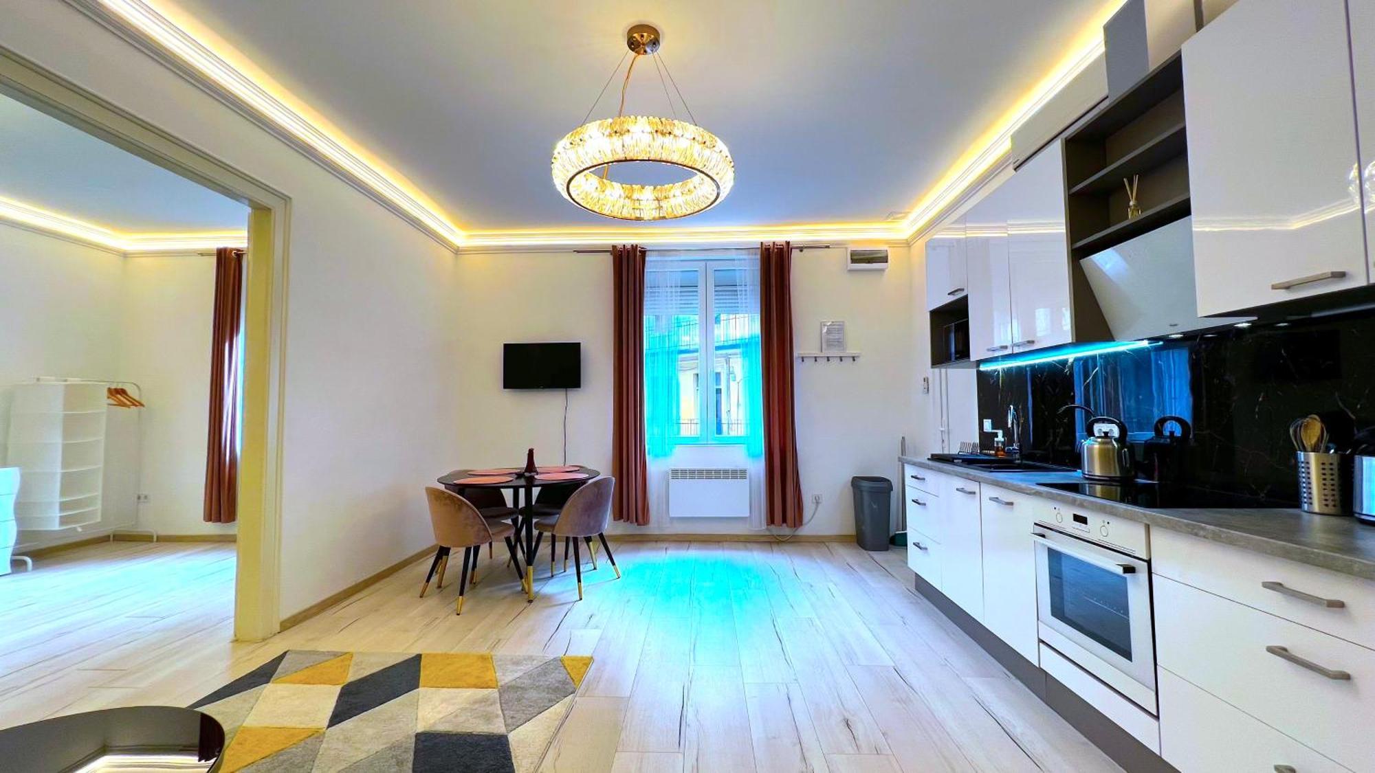 N24 Apartments By Small Home 부다페스트 외부 사진